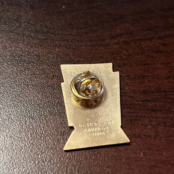 McDonald’s Olympics Proud Partner Olympic Torch Employee Lapel Hat Pin - Picture 3 of 3